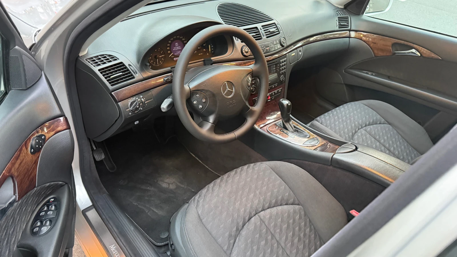 Mercedes-Benz E 270 �������* �������* ���������* ���������� | Mobile.bg � ����������� 9