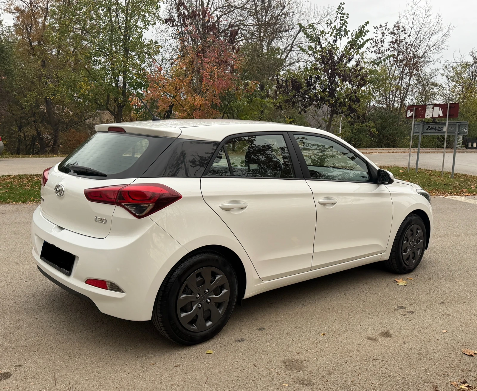 Hyundai I20 1.2/75к.с, снимка 4 - Автомобили и джипове - 56715203