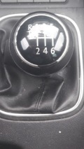 VW Golf 5, снимка 8 - Автомобили и джипове - 44763335