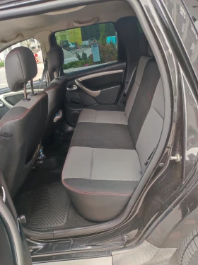 Dacia Duster 1.6i бензин/газ, снимка 14