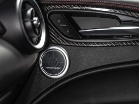 Alfa Romeo Stelvio Estrema* CARFAX* АвтоКредит* (ЦЕНА ДО БГ), снимка 15