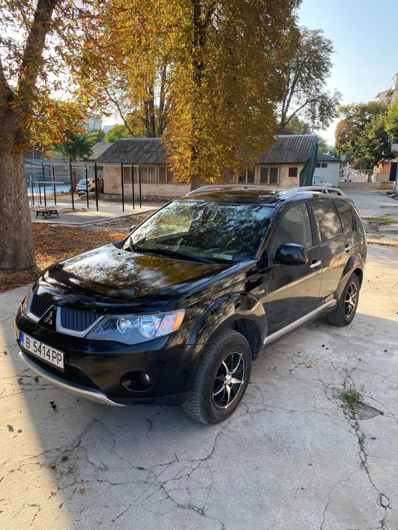 Mitsubishi Outlander 2.0, снимка 2 - Автомобили и джипове - 47609892