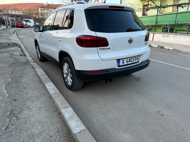 VW Tiguan, снимка 4 - Автомобили и джипове - 49433834