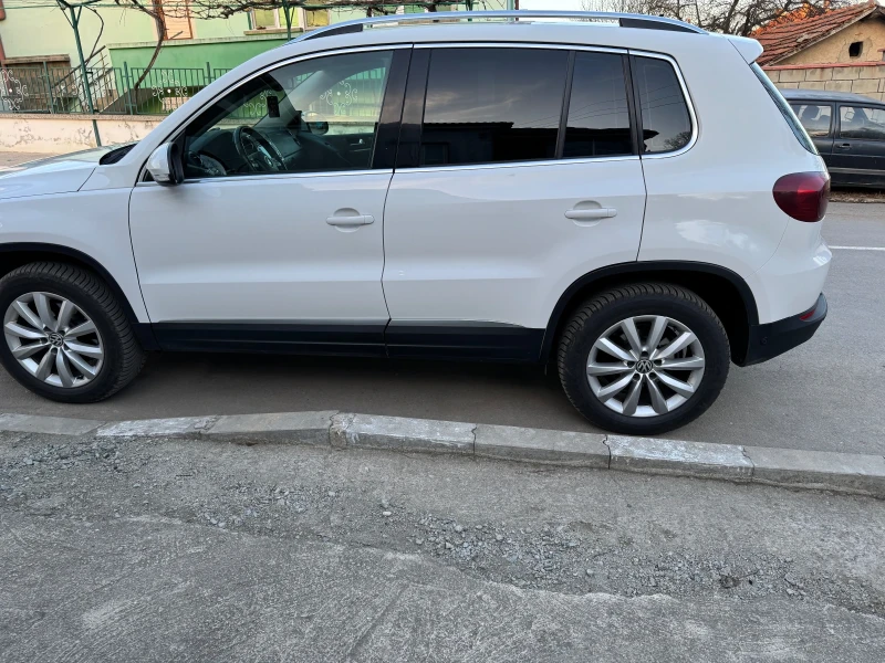 VW Tiguan, снимка 5 - Автомобили и джипове - 49433834