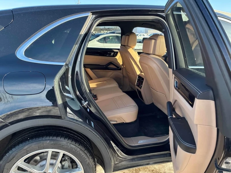 Porsche Cayenne * S * CARFAX * БЕЗ ПЪРВОНАЧАЛНА ВНОСКА, снимка 15 - Автомобили и джипове - 53044257