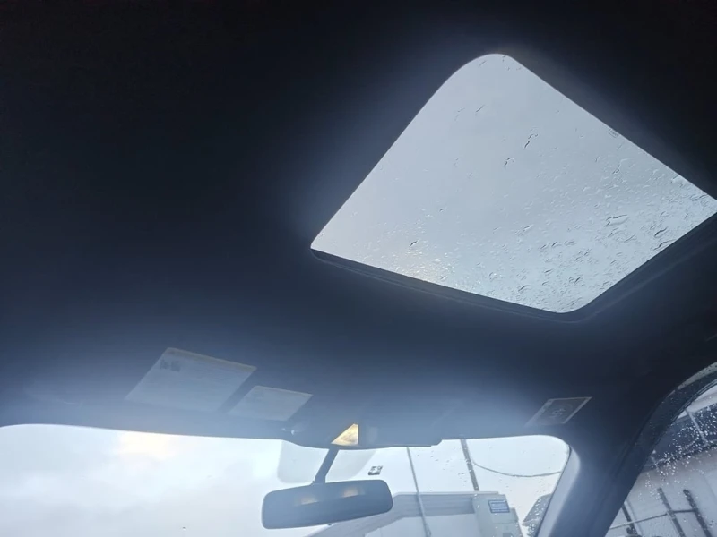 Ford Explorer * XLT * CARFAX * БЕЗ ПЪРВОНАЧАЛНА ВНОСКА, снимка 11 - Автомобили и джипове - 53098202