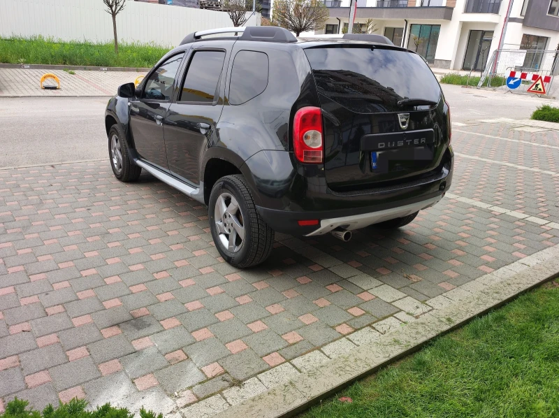 Dacia Duster 1.6i бензин/газ, снимка 5 - Автомобили и джипове - 53577294