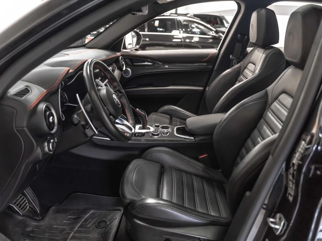 Alfa Romeo Stelvio Estrema* CARFAX* АвтоКредит* (ЦЕНА ДО БГ) - изображение 6