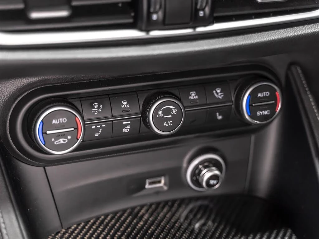 Alfa Romeo Stelvio Estrema* CARFAX* ����������* (���� �� ��) | Mobile.bg � ����������� 13