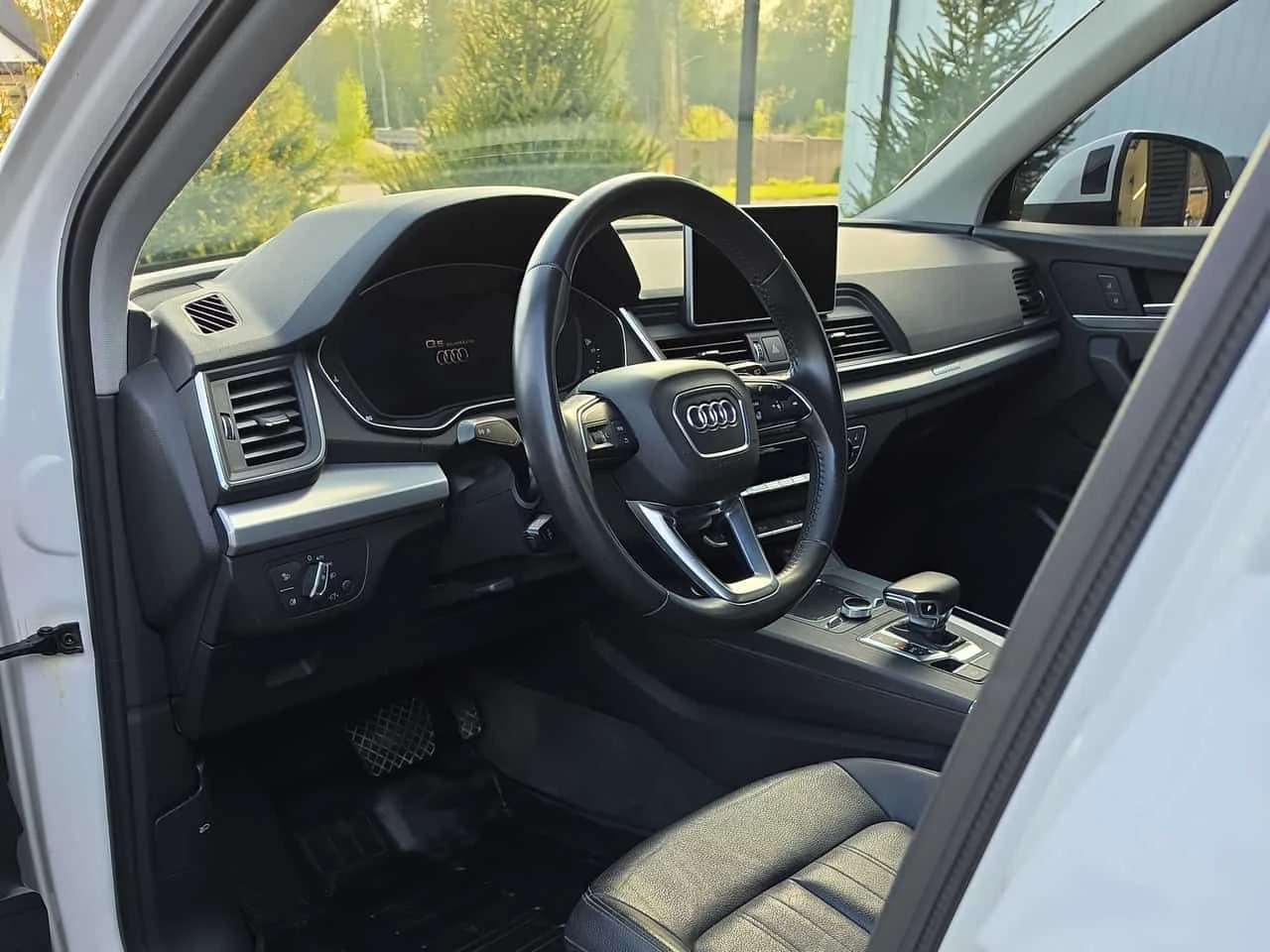 Audi Q5 * CARFAX * FULL DIGITAL * ПАНОРАМА * АВТОКРЕДИТ * , снимка 6 - Автомобили и джипове - 55008201