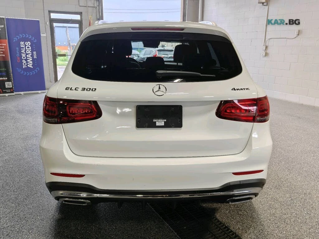 Mercedes-Benz GLC 300 * PANO * 4MATIC * Автокредит (Цена до България), снимка 6 - Автомобили и джипове - 55118097