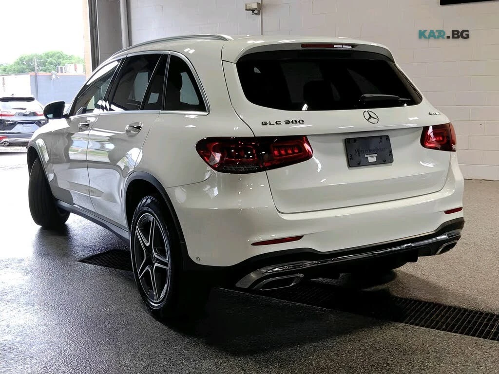 Mercedes-Benz GLC 300 * PANO * 4MATIC * Автокредит (Цена до България), снимка 5 - Автомобили и джипове - 55118097