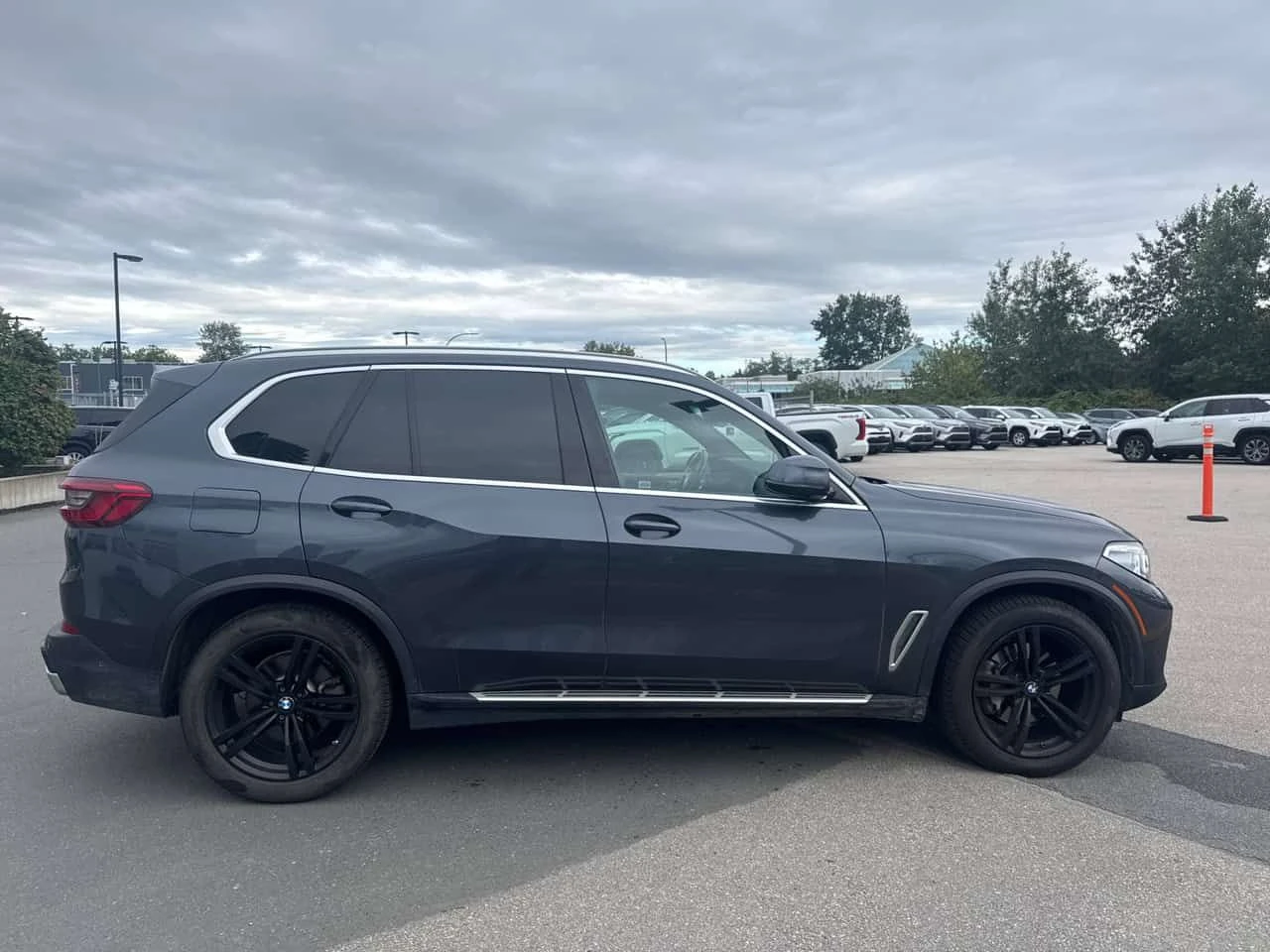 BMW X5 * xDrive40i * CARFAX * БЕЗ ПЪРВОНАЧАЛНА ВНОСКА, снимка 3 - Автомобили и джипове - 55448472