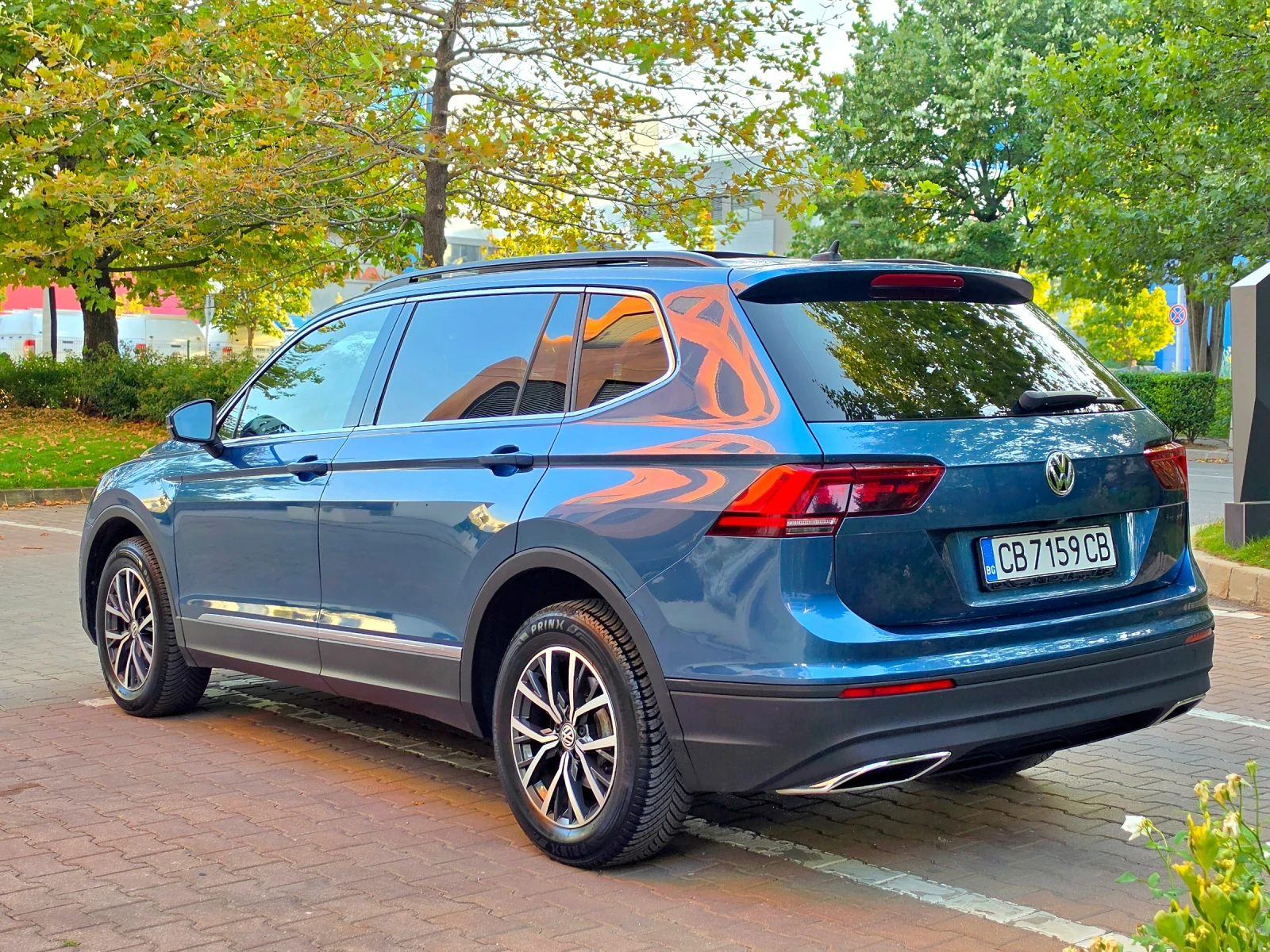 VW Tiguan Allspace DSG, снимка 5 - Автомобили и джипове - 55647335