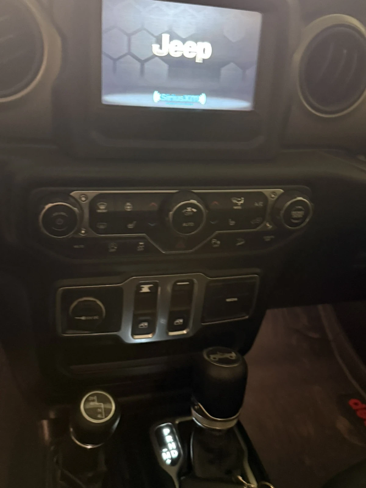 Jeep Wrangler Sport 3.6, снимка 15 - Автомобили и джипове - 55695409