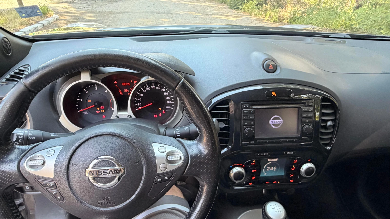 Nissan Juke, снимка 12 - Автомобили и джипове - 55779247