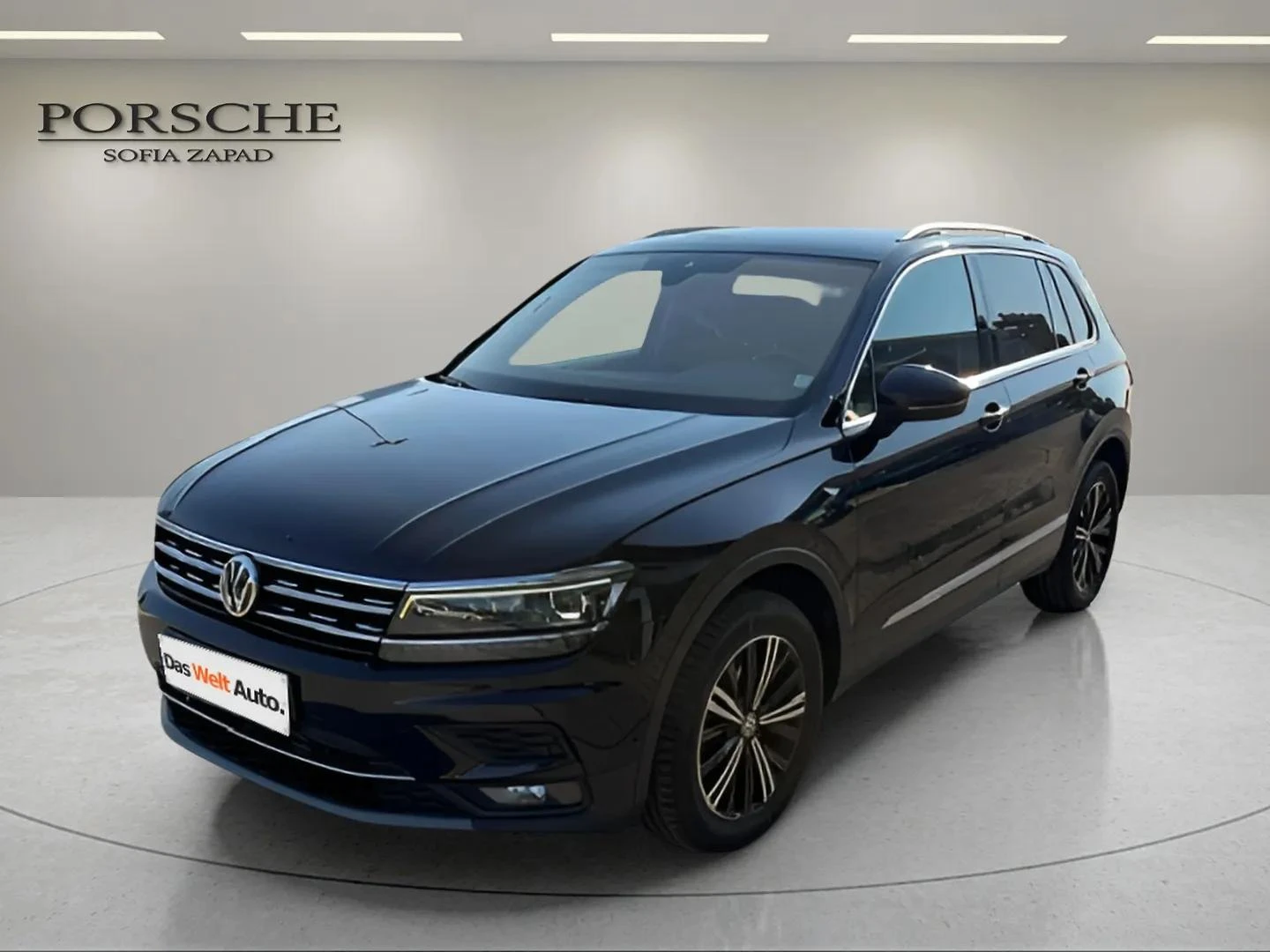 VW Tiguan, снимка 2 - Автомобили и джипове - 56255285