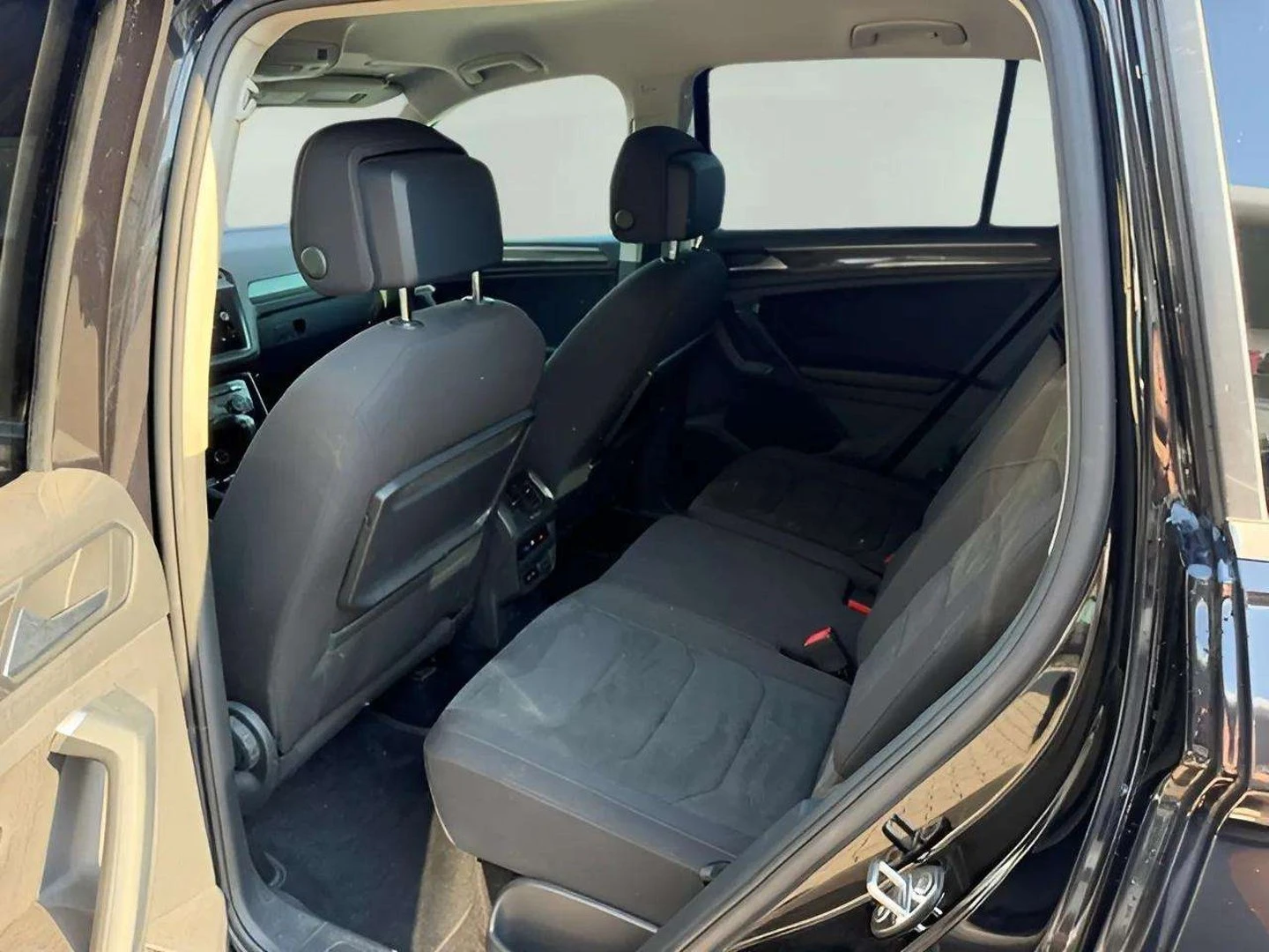 VW Tiguan, снимка 7 - Автомобили и джипове - 56255285