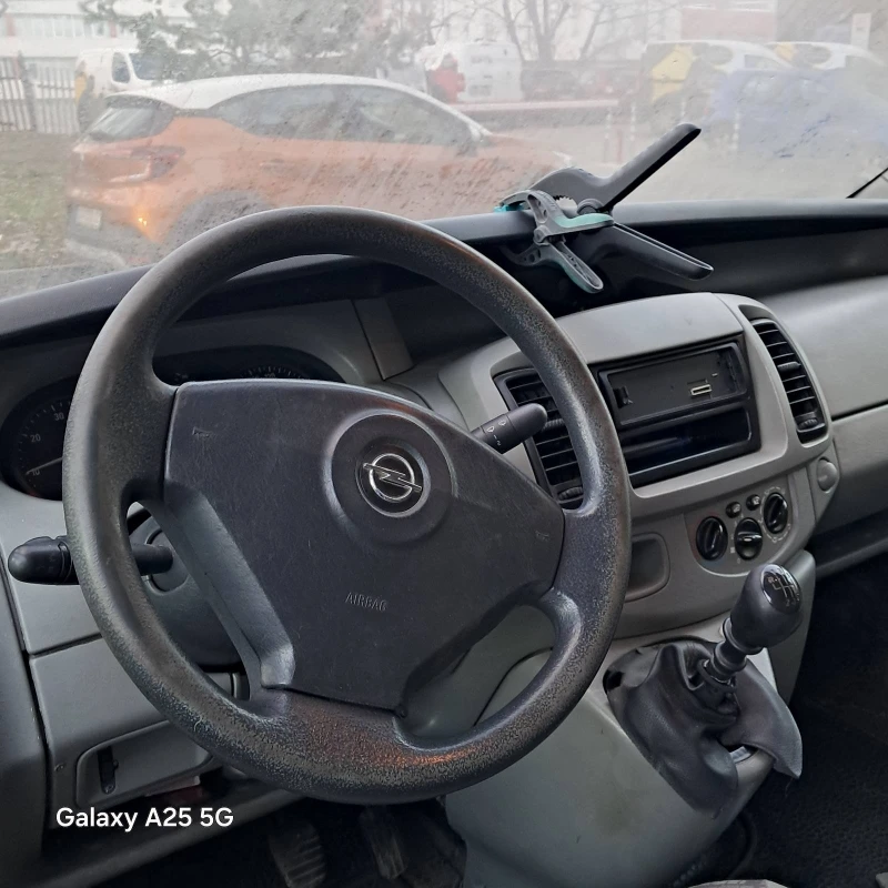 Opel Vivaro, снимка 7 - Бусове и автобуси - 48777135