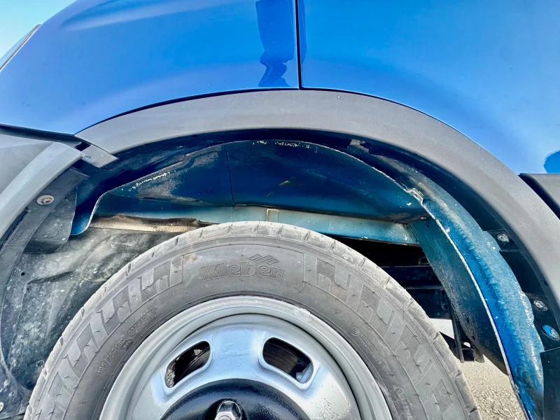 Iveco 35c15 САМОСВАЛ КЛИМАТИК N1 , снимка 10 - Бусове и автобуси - 52774920