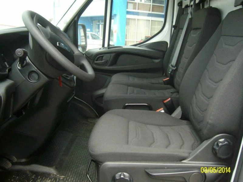 Iveco Daily 35C15, снимка 11 - Бусове и автобуси - 21409791