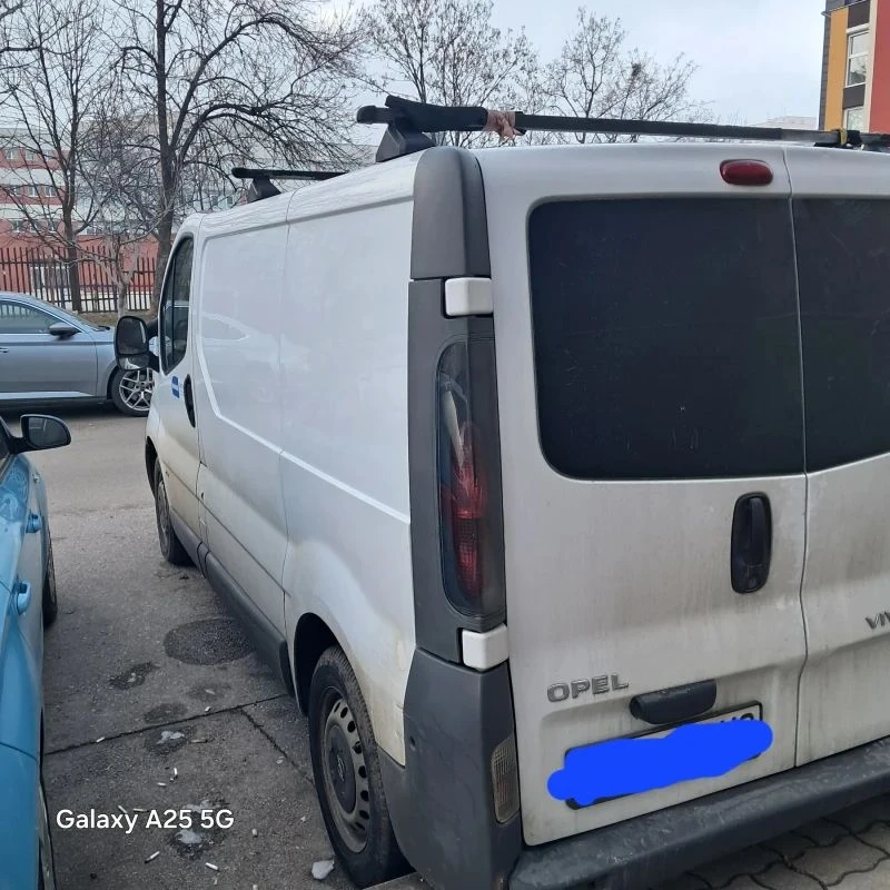 Opel Vivaro, снимка 5 - Бусове и автобуси - 48777135