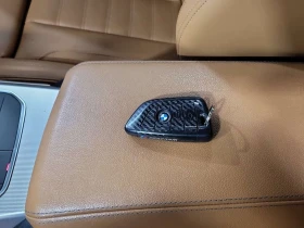 BMW 330 * XDRIVE * CARFAX * ПАНО * KEYLESS * ПОДГРЕВИ, снимка 8
