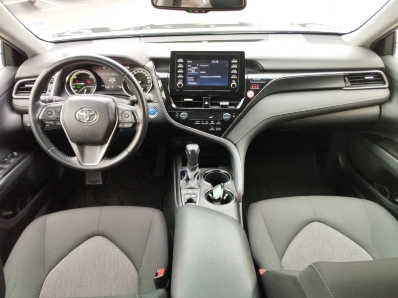 Toyota Camry 2.5 Hybrid Comfort, снимка 8 - Автомобили и джипове - 48585103