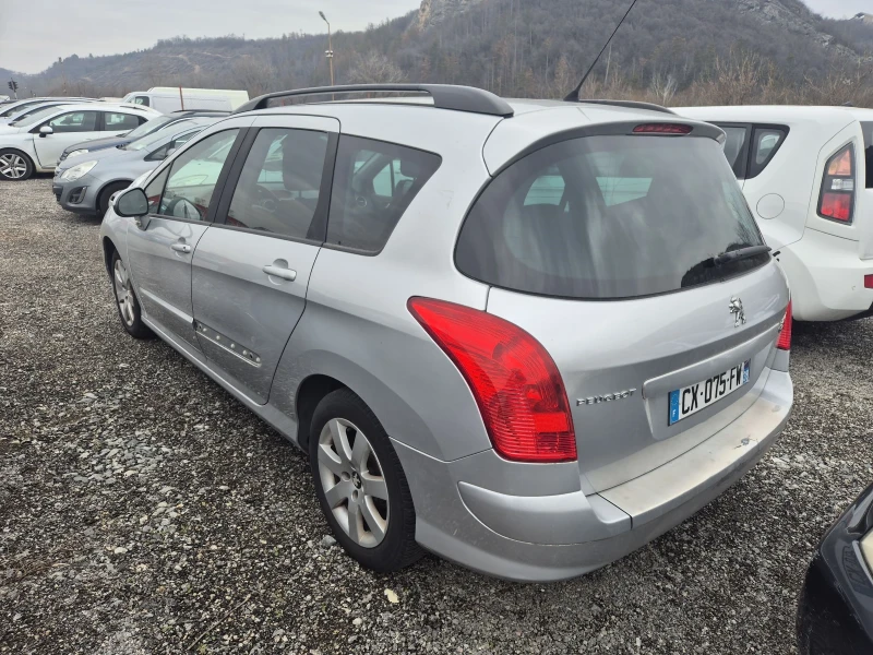 Peugeot 308 1.6HDI, FACELIFT,  СЧУПЕНО СТЪКЛО, ЛЕКИ ЗАБЕЛЕЖКИ , снимка 3 - Автомобили и джипове - 48789411