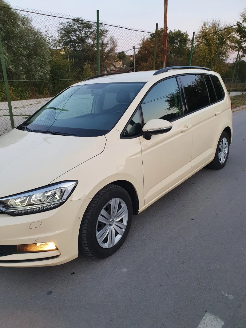 VW Touran 2.0 TDI , снимка 3 - Автомобили и джипове - 48820975