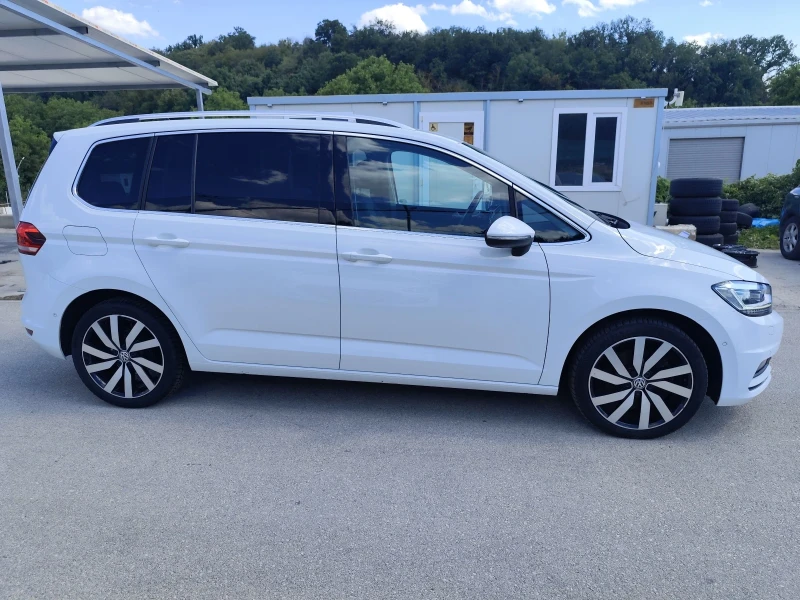 VW Touran 2.0 TDI Highline Швейцария , снимка 9 - Автомобили и джипове - 50897948