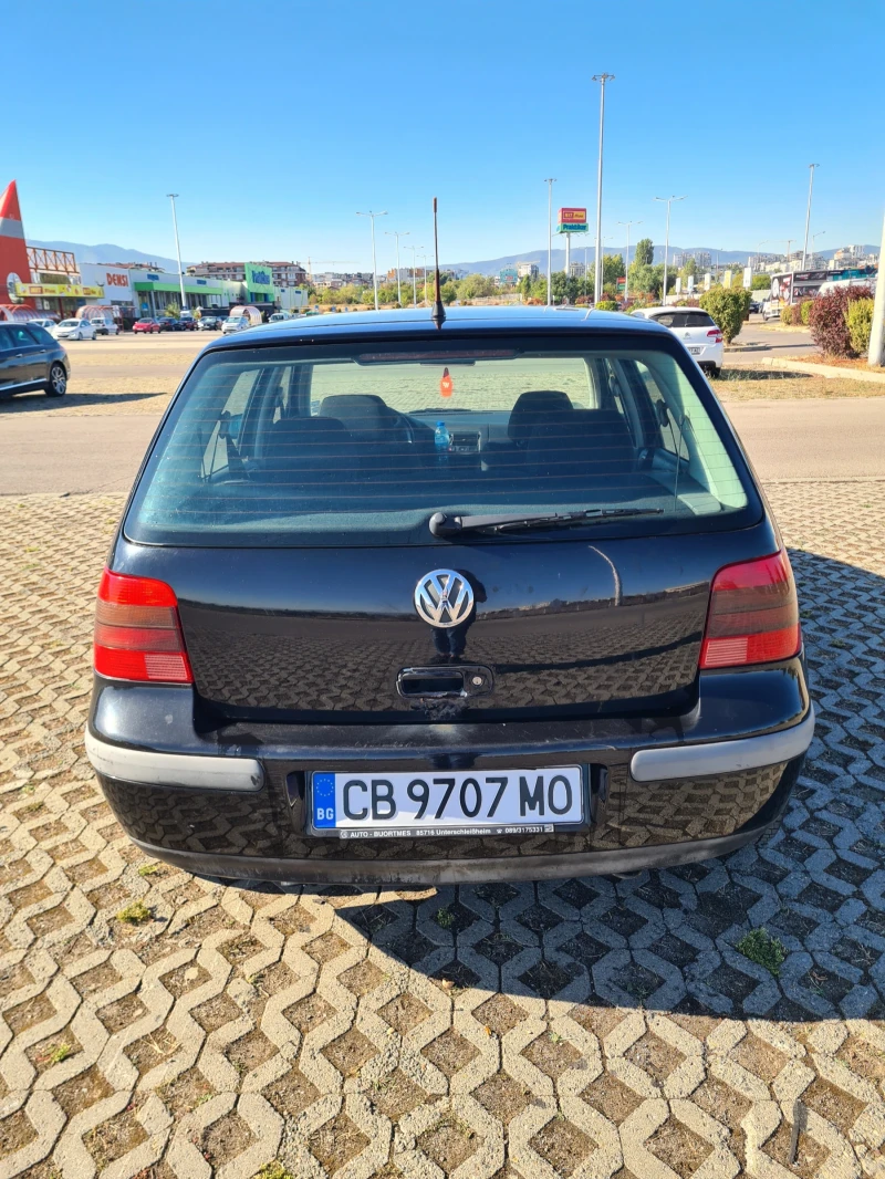 VW Golf, снимка 3 - Автомобили и джипове - 52506153