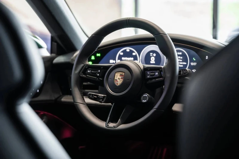 Porsche Taycan  4 Cross Turismo 105 kWh, снимка 11 - Автомобили и джипове - 52117489