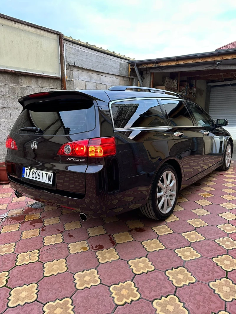 Honda Accord 2.4 АТ, ГАЗ, ШВЕЙЦАРИЯ!, снимка 6 - Автомобили и джипове - 52624504