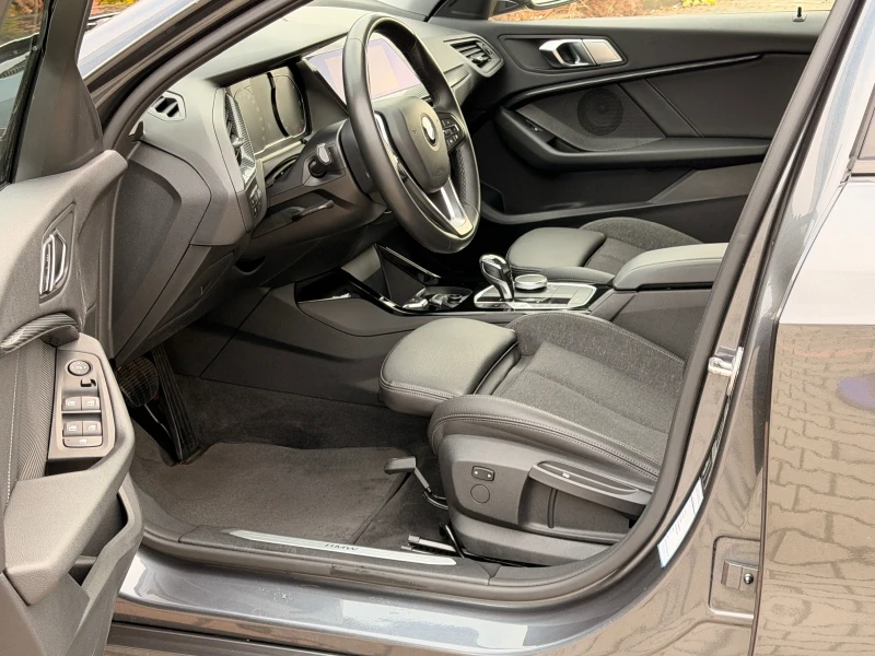 BMW 116 SPORT-LINE-КОЖА-РЕКАТО-НАВИ-LED-УНИКАЛНА-КАТО НОВА, снимка 9 - Автомобили и джипове - 53102033