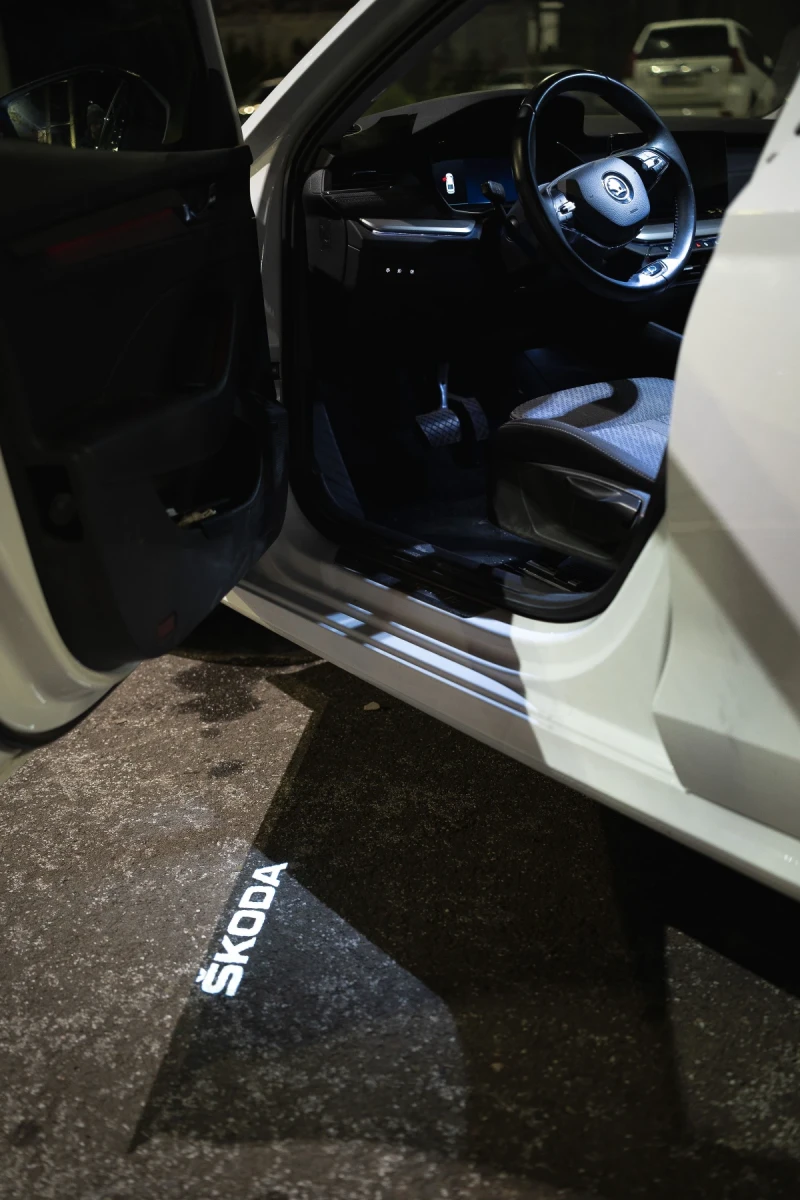 Skoda Octavia, снимка 8 - Автомобили и джипове - 53473959