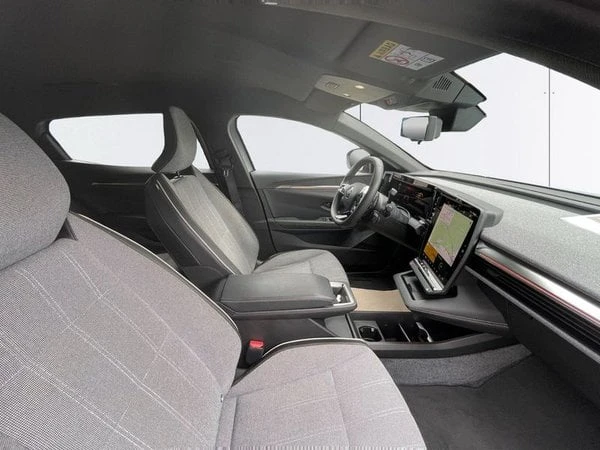 Renault Megane E-Tech EV60 Techno* NAVI* CCS* , снимка 11 - Автомобили и джипове - 54640150