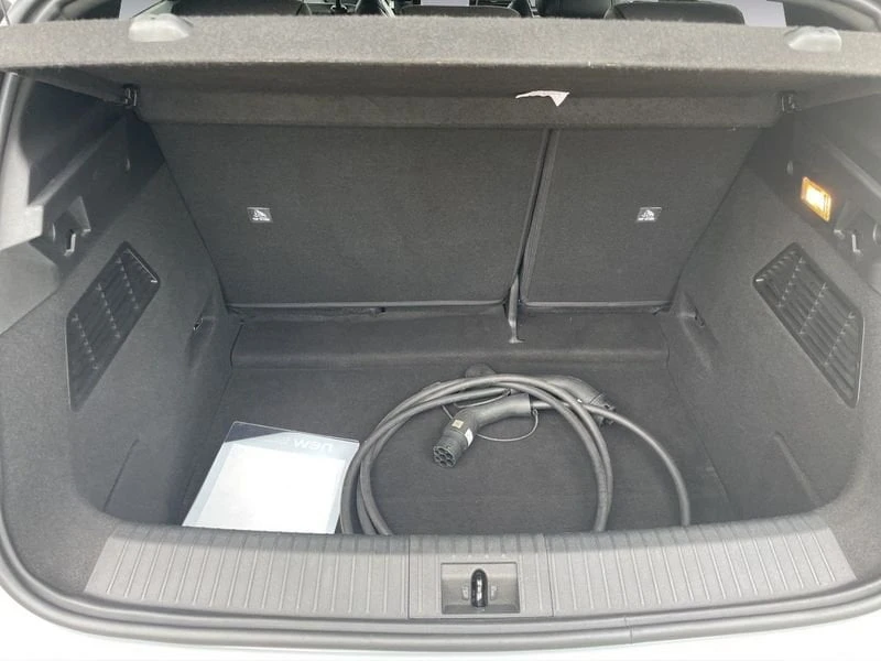 Renault Megane E-Tech EV60 Techno* NAVI* CCS* , снимка 15 - Автомобили и джипове - 54640150