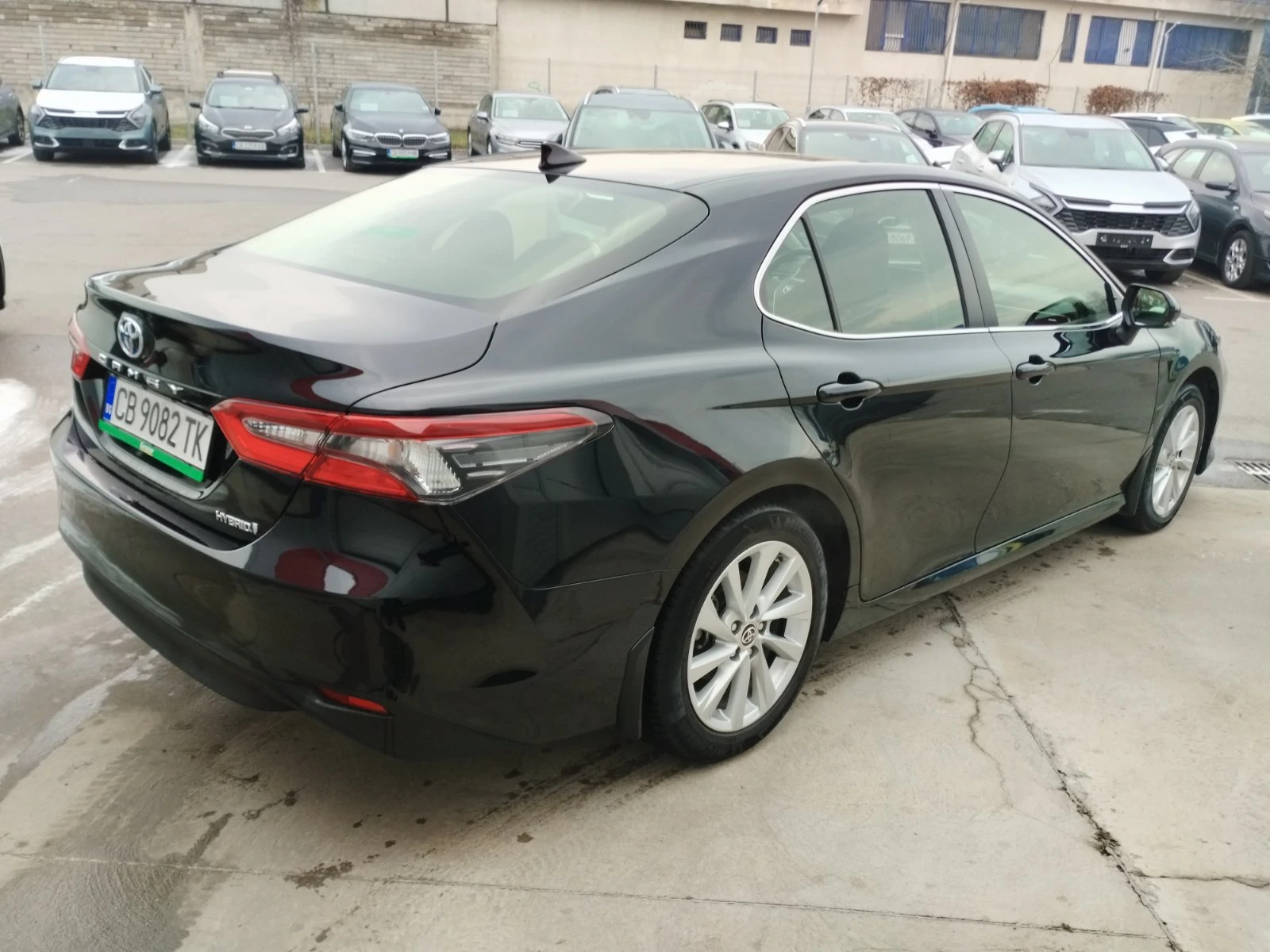 Toyota Camry 2.5 Hybrid Comfort - изображение 4