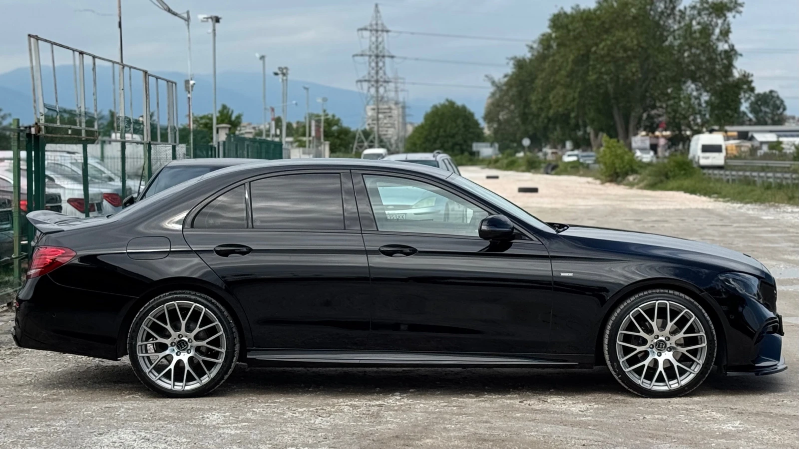 Mercedes-Benz E 220 d= BRABUS= DIGITAL= BURMESTER= КАМЕРА= ПОДГРЕВ=  - изображение 4