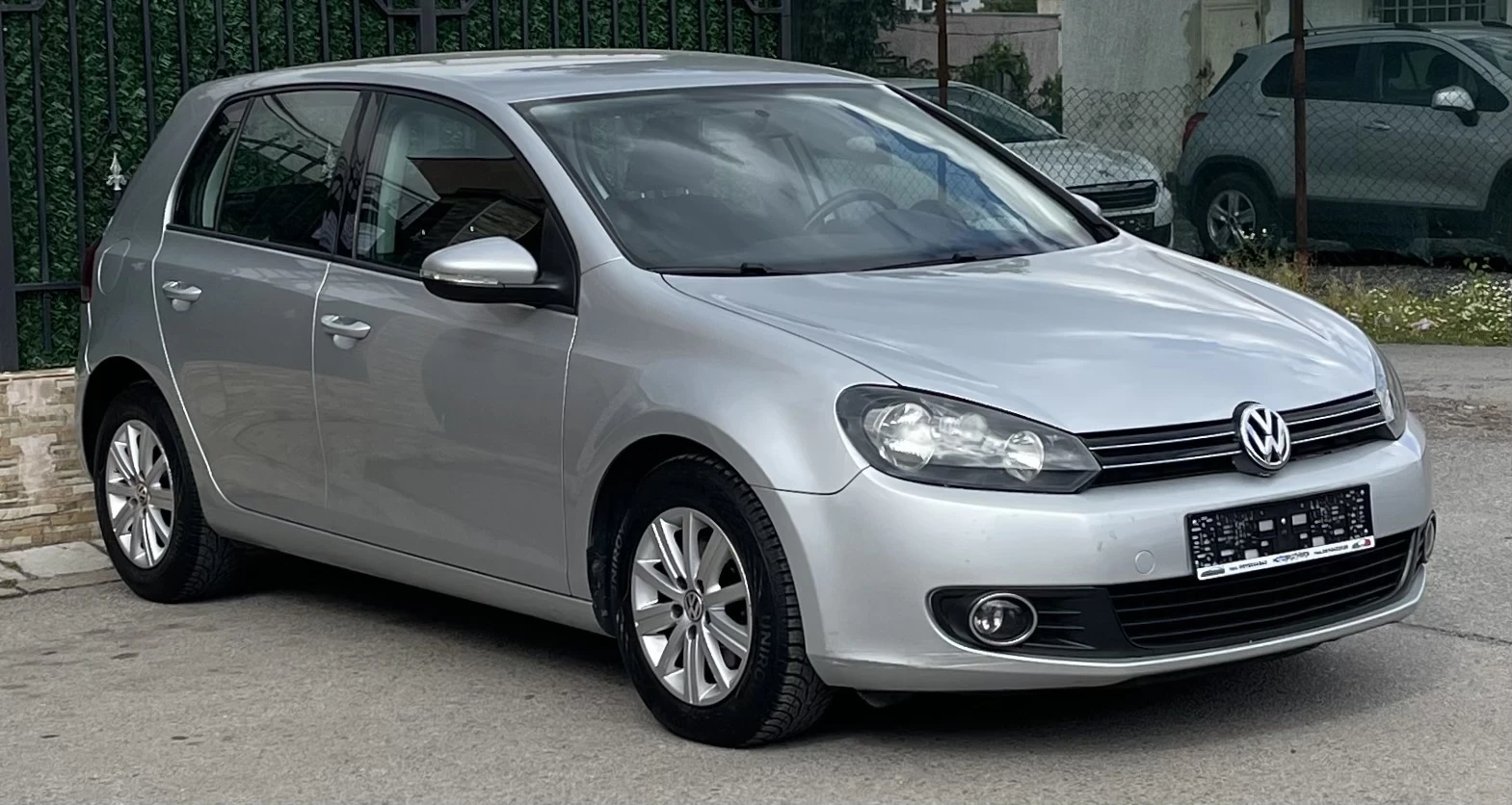 VW Golf 6 1.6 TDI BLUEMOTION TECHNOLOGY - изображение 3