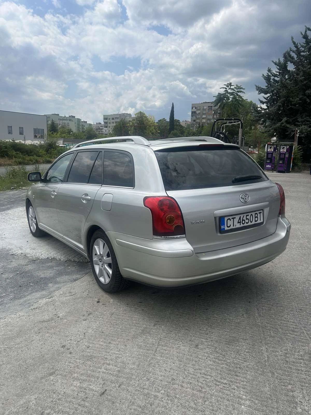 Toyota Avensis 2.0 - изображение 5