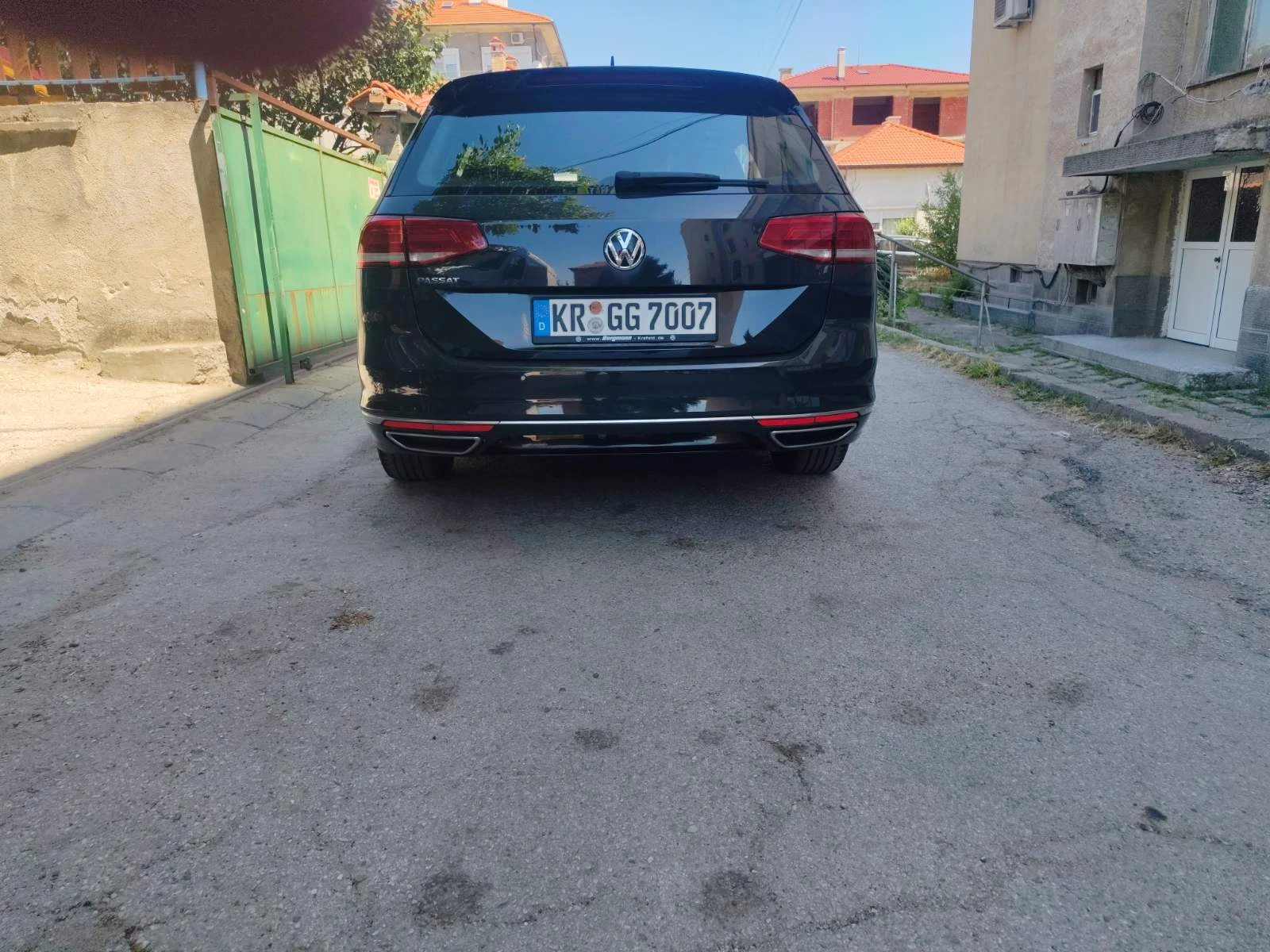 VW Passat 2.0 TDI R LINE - изображение 2