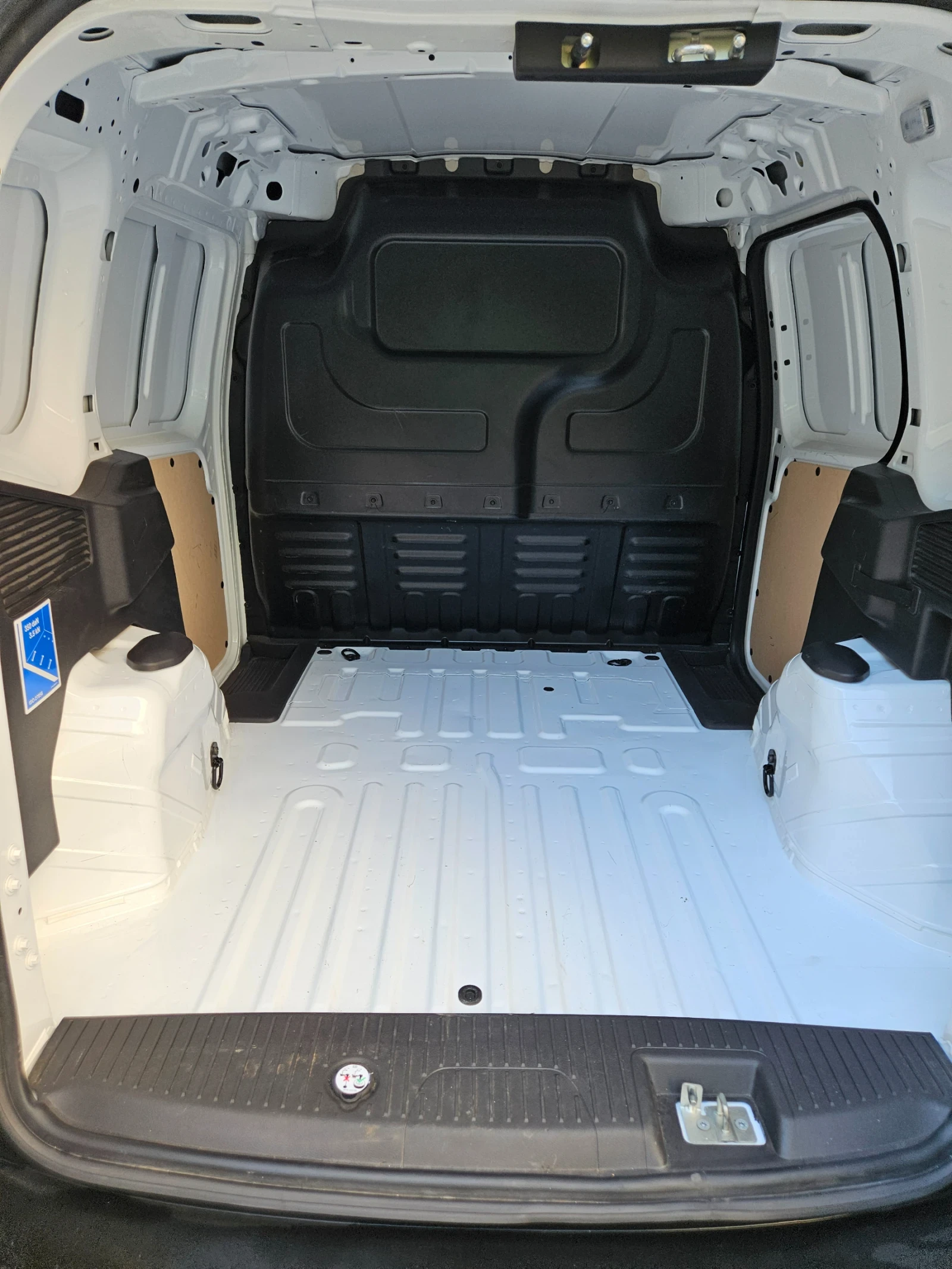 Ford Courier  - изображение 8