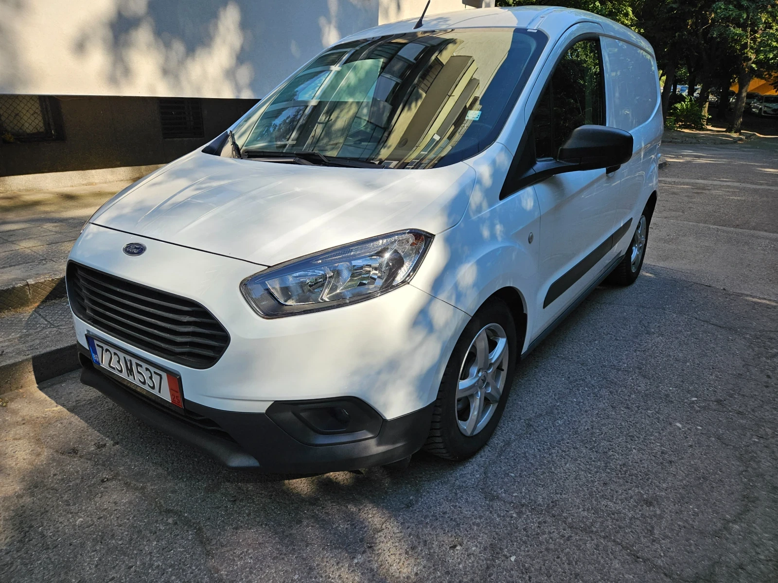 Ford Courier  - изображение 2