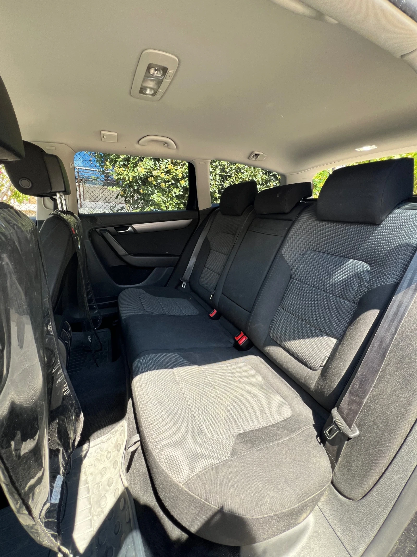 VW Passat Variant - изображение 4