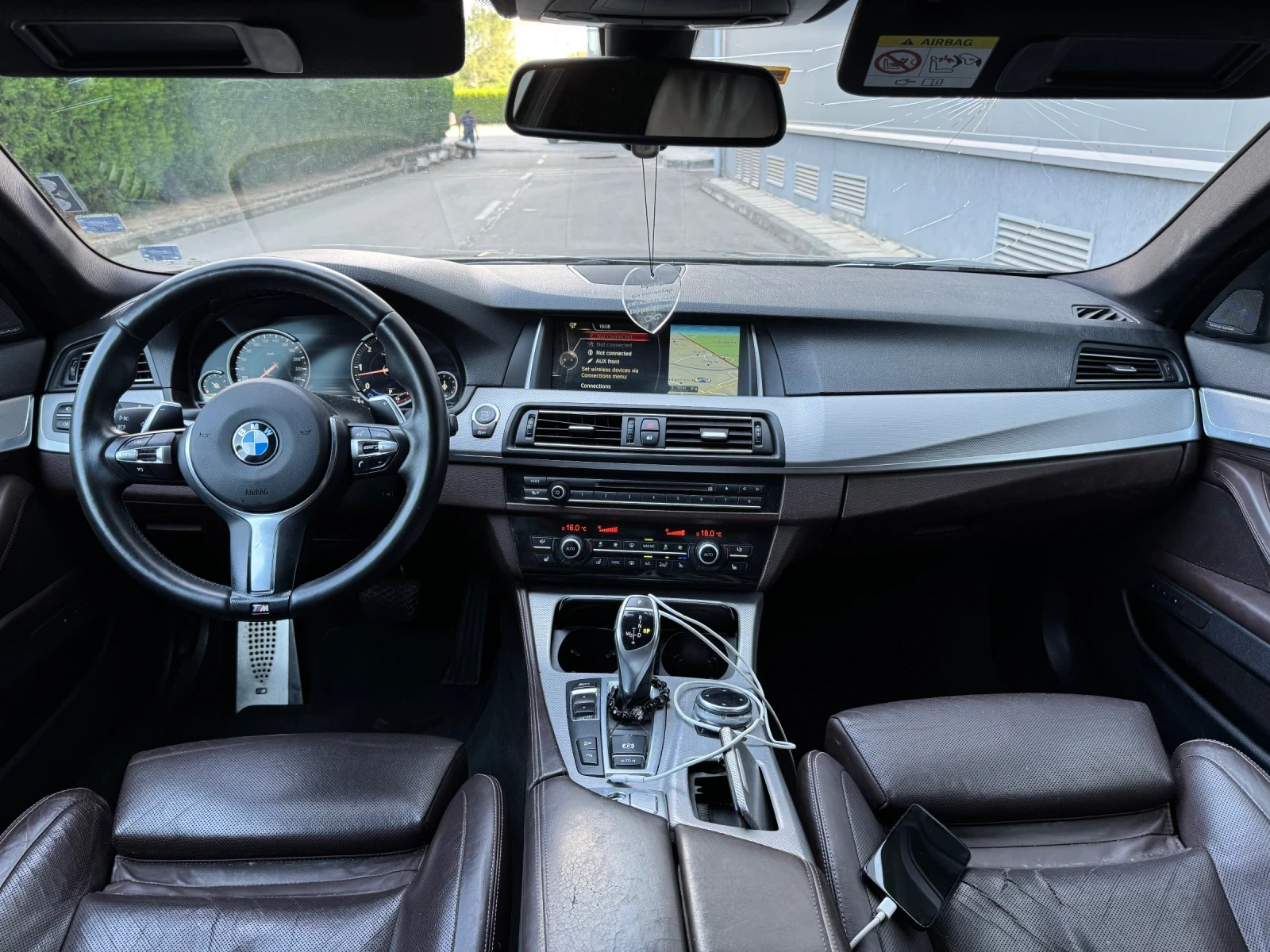 BMW 530 M PACK/X DRIVE/KEYLESS/SOFT CLOSE - изображение 8