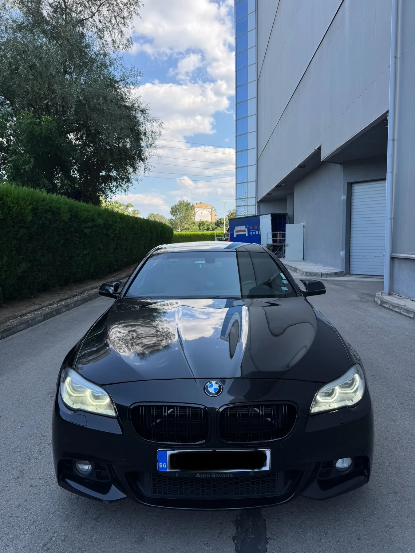 BMW 530 M PACK/X DRIVE/KEYLESS/SOFT CLOSE - изображение 2