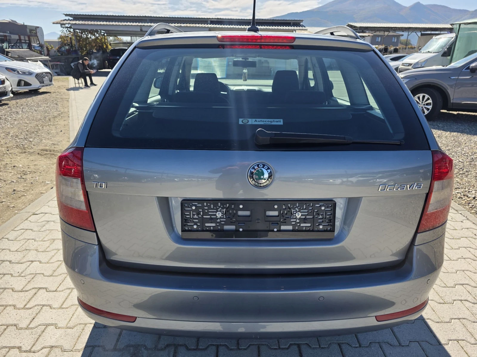 Skoda Octavia 1.6TDi 153000km NAVi  Лизинг - изображение 6