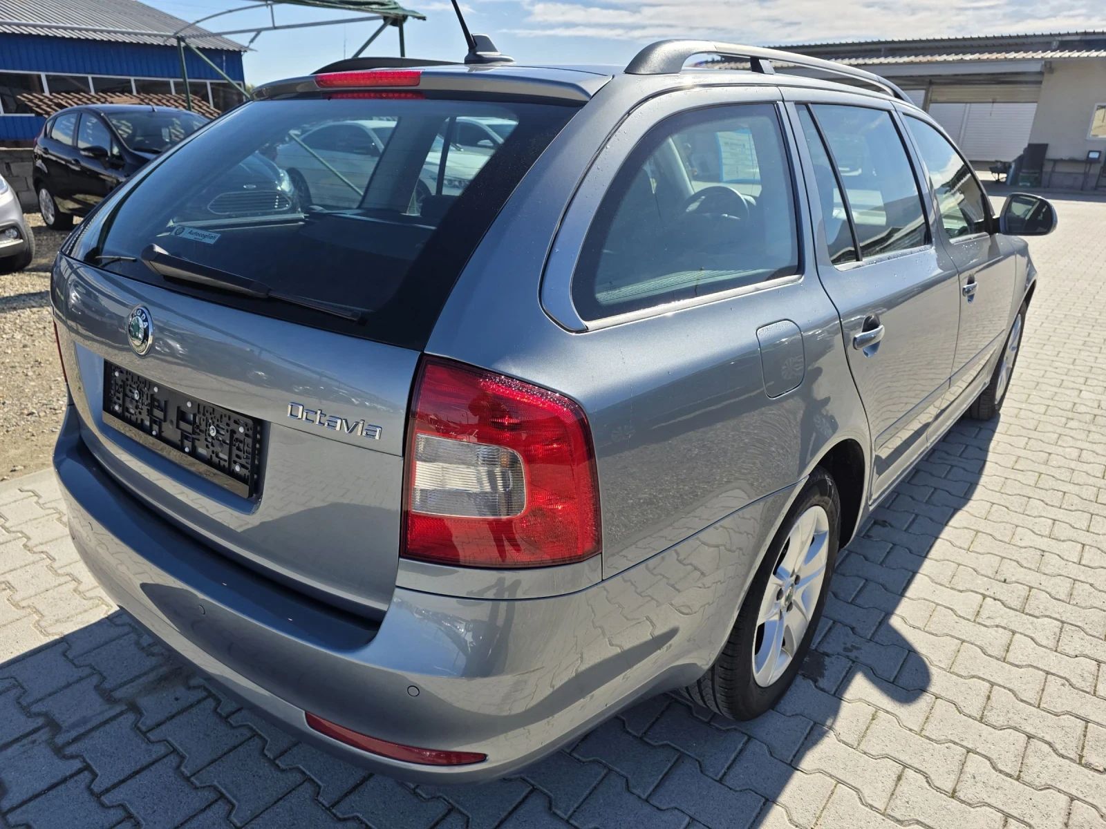 Skoda Octavia 1.6TDi 153000km NAVi  Лизинг - изображение 7